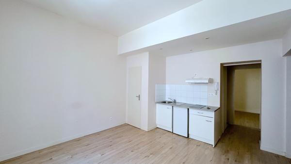 A LOUER APPARTEMENT DE TYPE 2 - LIBOURNE CENTRE , Libourne A LOUER APPARTEMENT DE TYPE 2 - LIBOURNE CENTRE , Libourne