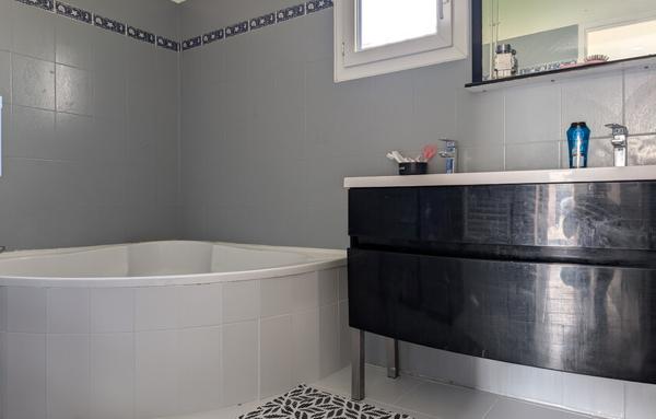 Maison d'environ 129m2 4 chambres Romans Sur Isère