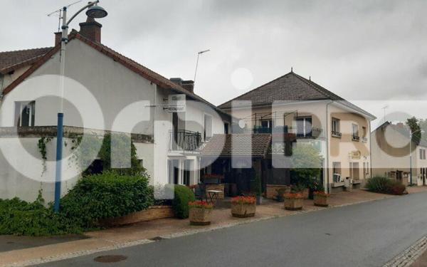 Maison à vendre    18 pièces •  Mazirat