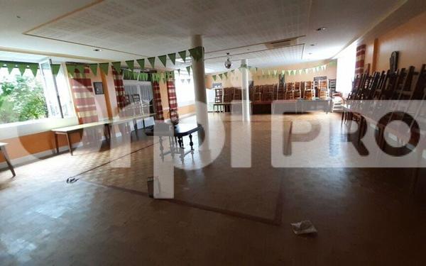 Maison à vendre    18 pièces •  Mazirat