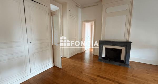 À vendre Appartement 4 pièces 101 m² - Bourgoin-jallieu 38300