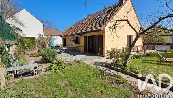 Maison à vendre 8 pièces 186 m² Gometz-le-Châtel