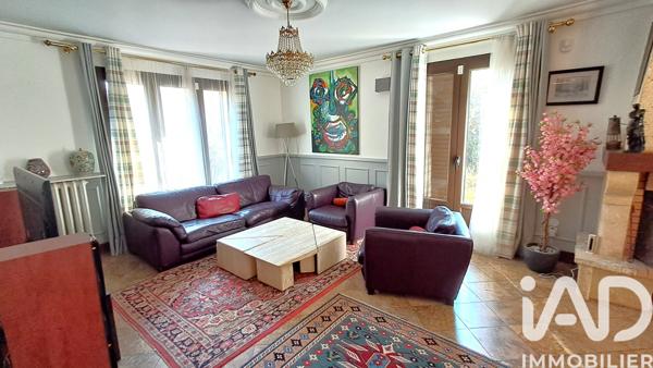 Maison à vendre 8 pièces 186 m² Gometz-le-Châtel