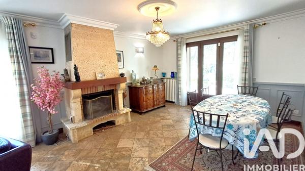 Maison à vendre 8 pièces 186 m² Gometz-le-Châtel