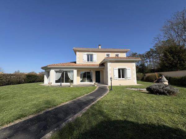 MAISON 4 CHAMBRES NEUVILLE CENTRE