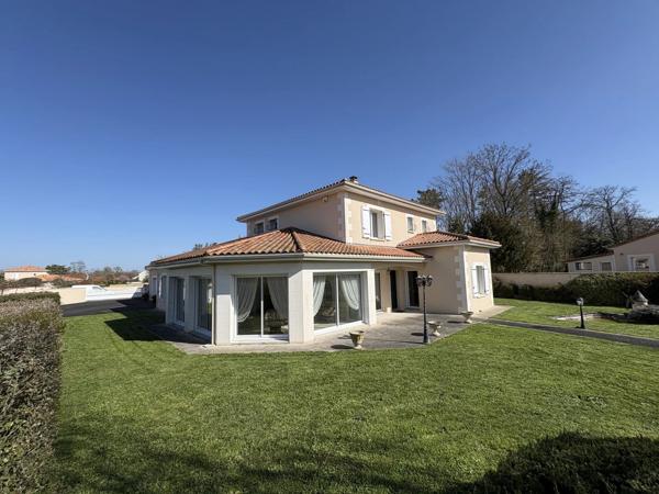 MAISON 4 CHAMBRES NEUVILLE CENTRE