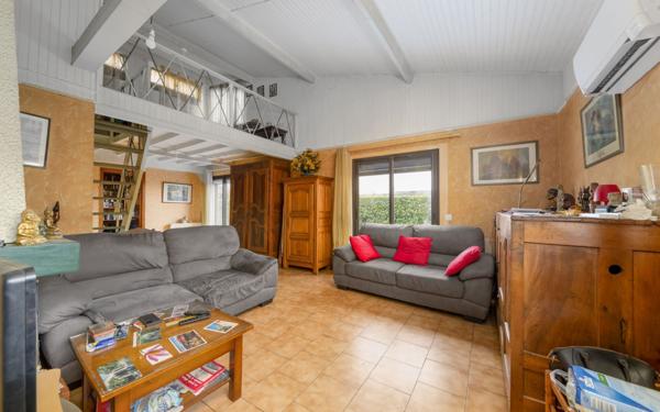 Maison à vendre    4 pièces • 100 m2 Saint-Jean