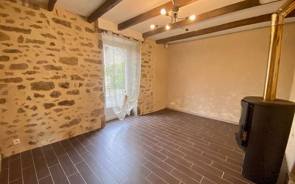 Maison à louer    4 pièces •  Chaptelat