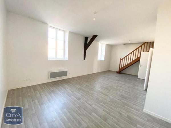 Appartement à louer 3 pièces 87.4m²