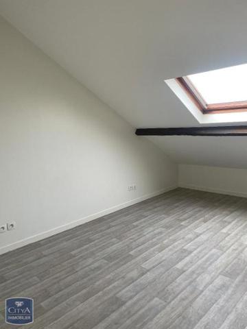 Appartement à louer 3 pièces 87.4m²