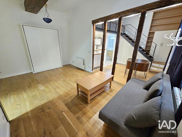 Location studio 57 m² Paris 1