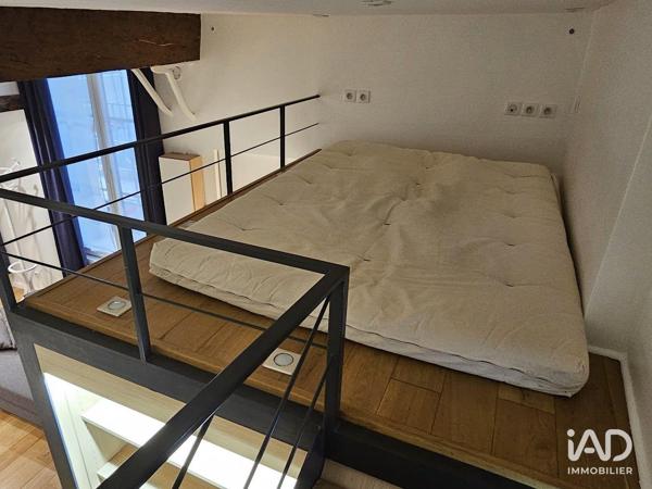 Location studio 57 m² Paris 1