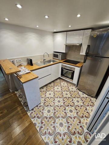 Location studio 57 m² Paris 1