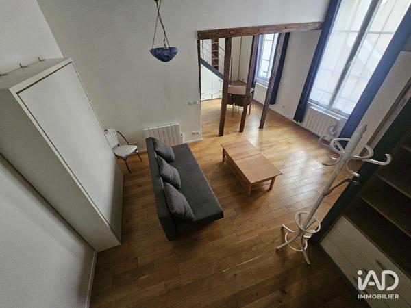 Location studio 57 m² Paris 1