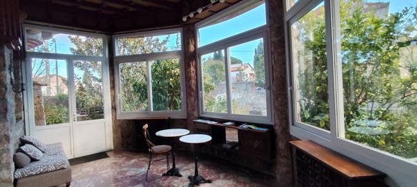 Propriété d’exception avec piscine, dépendance et terrasse vue Canigou