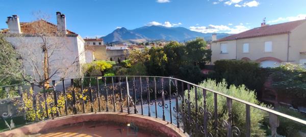 Propriété d’exception avec piscine, dépendance et terrasse vue Canigou