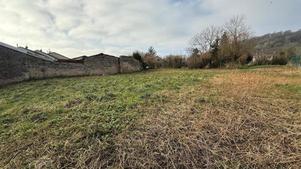 Terrain Constructible de 745m2