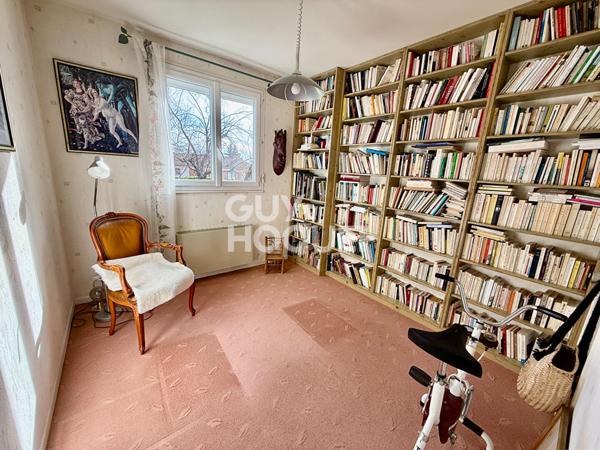 CEBAZAT - Maison plain pied T5, 115 m2, garage et jardin