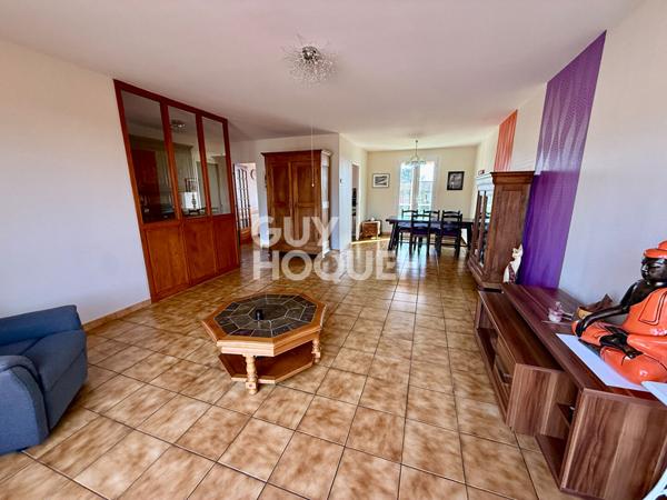 CEBAZAT - Maison plain pied T5, 115 m2, garage et jardin