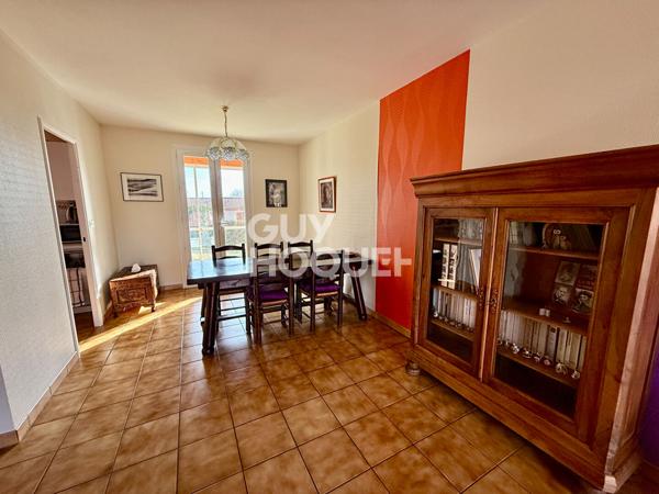 CEBAZAT - Maison plain pied T5, 115 m2, garage et jardin