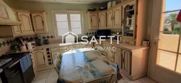 Grande maison  avec piscine centre de la cotiniere