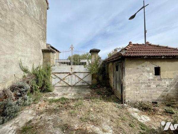 Maison de village avec cour 