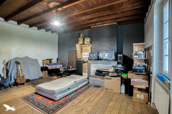 Maison à vendre 161 250 € Sainte-Bazeille 6 p 147 m² DPE E