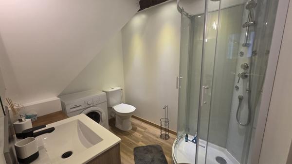 Immeuble à vendre 129 600 € Uzerche 130 m² DPE D