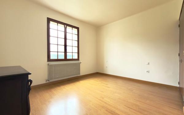 Maison à vendre    7 pièces • 145 m2 Salon-de-Provence