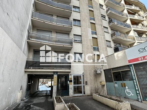 Location Appartement 2 pièces 42.06 m² - 80 AVENUE GALLIENI Epinay Sur Seine 93800