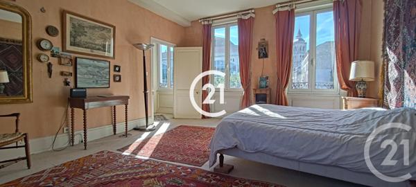 Maison à vendre  6 pièces - 325 m2 COGNAC - 16