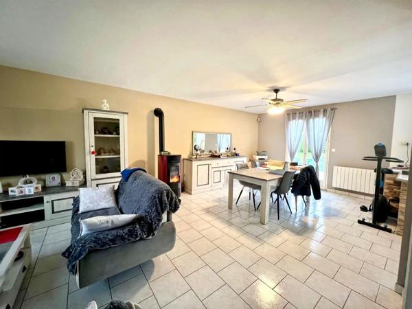 Vente                                                      Maison
                        
                     5 pièces                      122 m2                     à Houdan