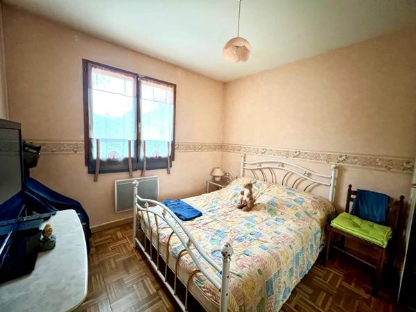 Vente                                                      Maison
                        
                     5 pièces                      122 m2                     à Houdan