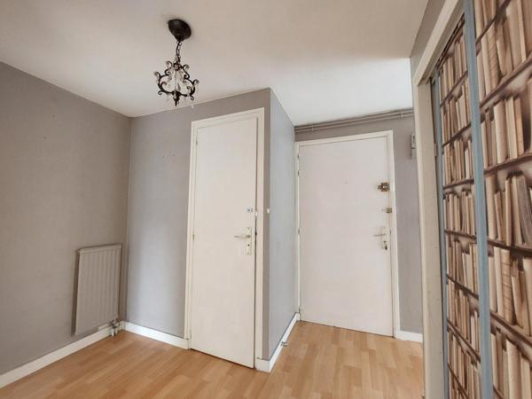 Boulevard Guist'hau.Appartement  - T2 d’angle très lumineux – Hypercentre de Nantes