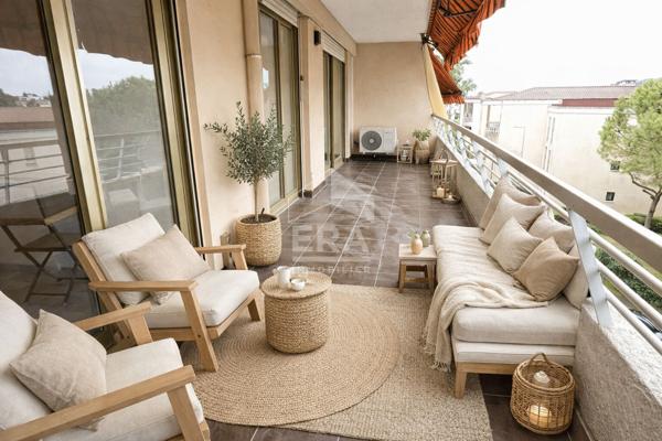 A vendre appartement 2 pièces 49 m² - Terrasse - Le Cannet
