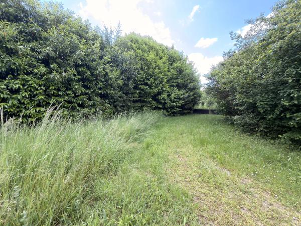 Deux maisons pour le prix d’une – Fort potentiel avec dépendances et grand terrain