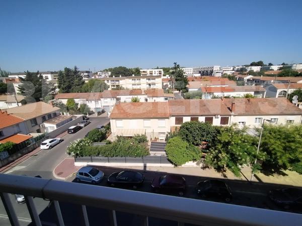 Appartement T3, garage et cave, quartier Près d'Arènes