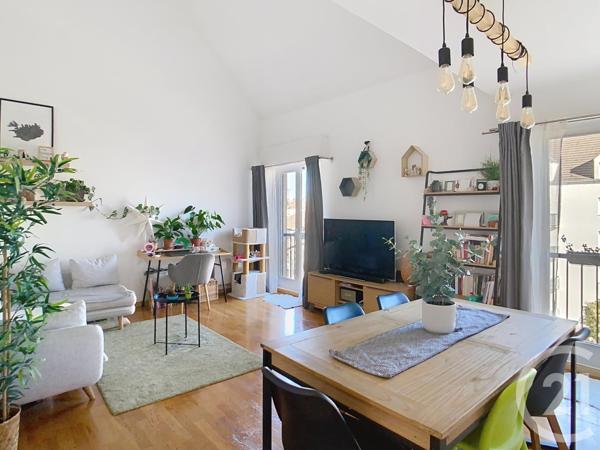 Appartement Duplex à vendre  4 pièces - 90,60 m2 THIAIS - 94