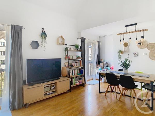 Appartement Duplex à vendre  4 pièces - 90,60 m2 THIAIS - 94