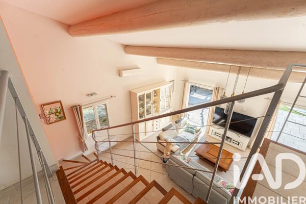 Maison à vendre 7 pièces 145 m² Saint-Cyr-sur-Mer
