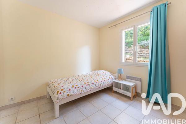 Maison à vendre 7 pièces 145 m² Saint-Cyr-sur-Mer