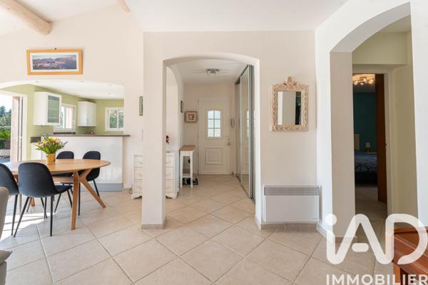 Maison à vendre 7 pièces 145 m² Saint-Cyr-sur-Mer