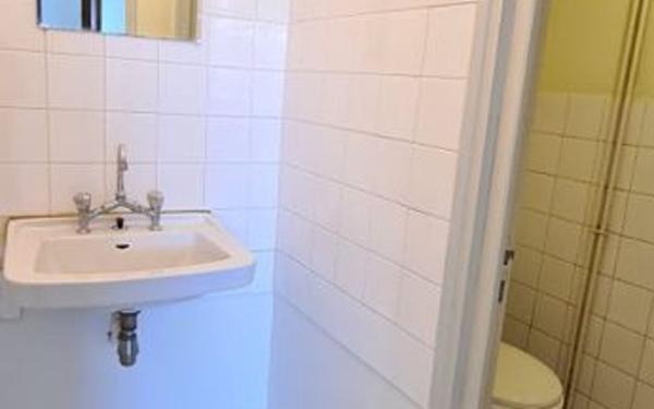 Maison à louer    5 pièces •  Joyeuse