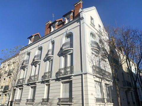 03200 VICHY – APPARTEMENT 5 PIÈCES EN OPTION 1 PLACE DE PARKING (GARAGE) AVEC CAVE– COEUR DE VILLE –