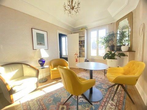 03200 VICHY – APPARTEMENT 5 PIÈCES EN OPTION 1 PLACE DE PARKING (GARAGE) AVEC CAVE– COEUR DE VILLE –