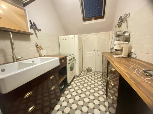 03200 VICHY – APPARTEMENT 5 PIÈCES EN OPTION 1 PLACE DE PARKING (GARAGE) AVEC CAVE– COEUR DE VILLE –