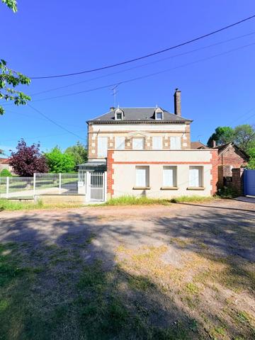 Maison T5 MONTIGNY LES MONTS Ref 141
