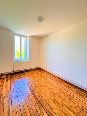 Maison T5 MONTIGNY LES MONTS Ref 141