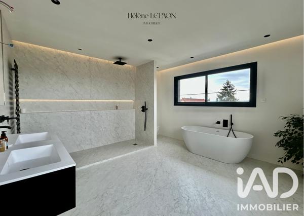 Maison (prestige) à vendre 8 pièces 234 m² Saint-Leu-la-Forêt