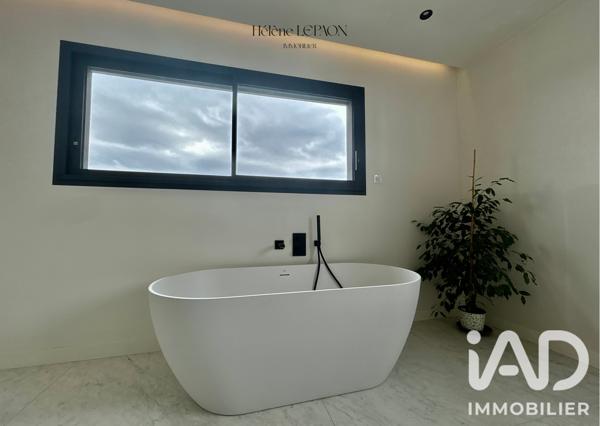 Maison (prestige) à vendre 8 pièces 234 m² Saint-Leu-la-Forêt